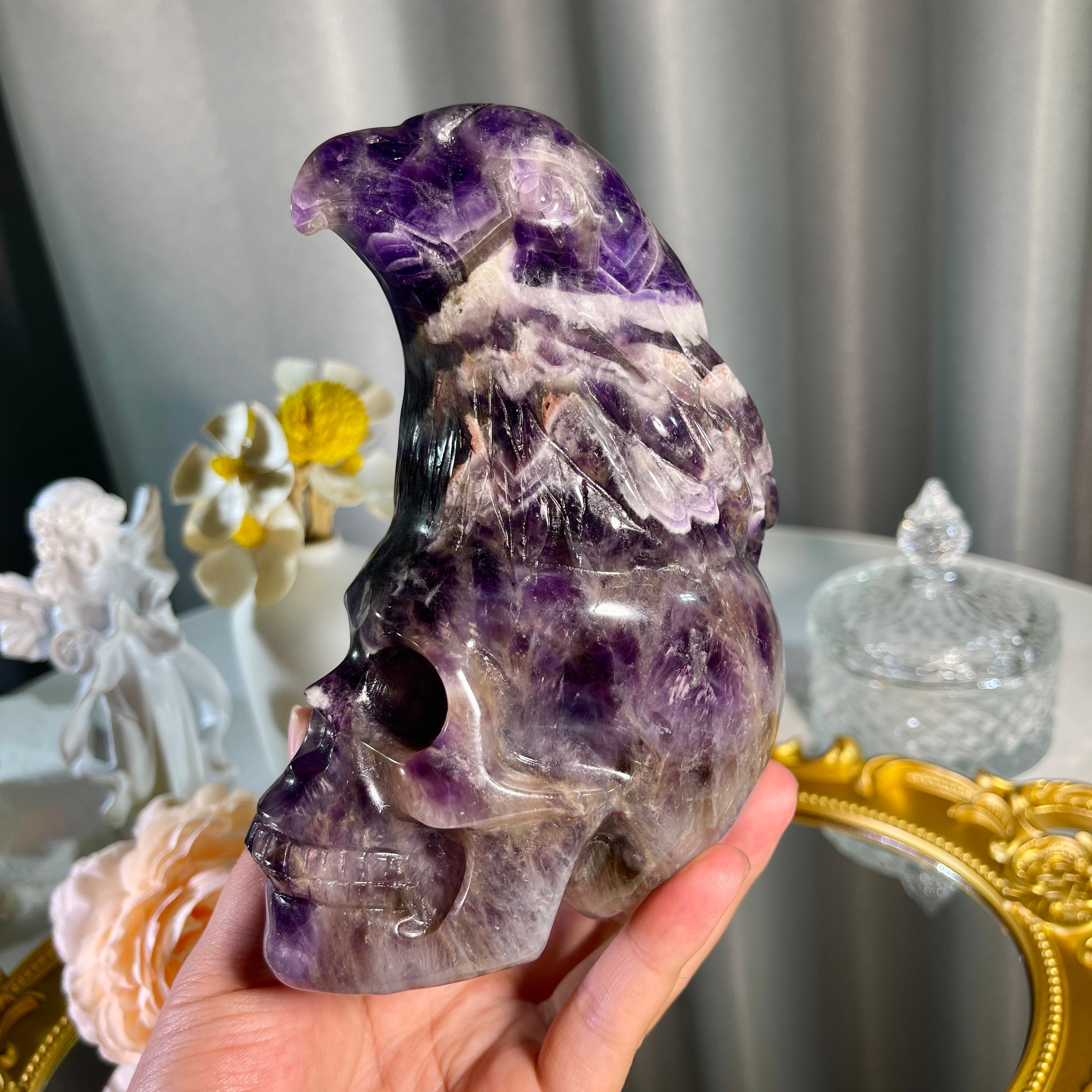 5.5"+ Dream Amethyst Eagle Skull 1PC