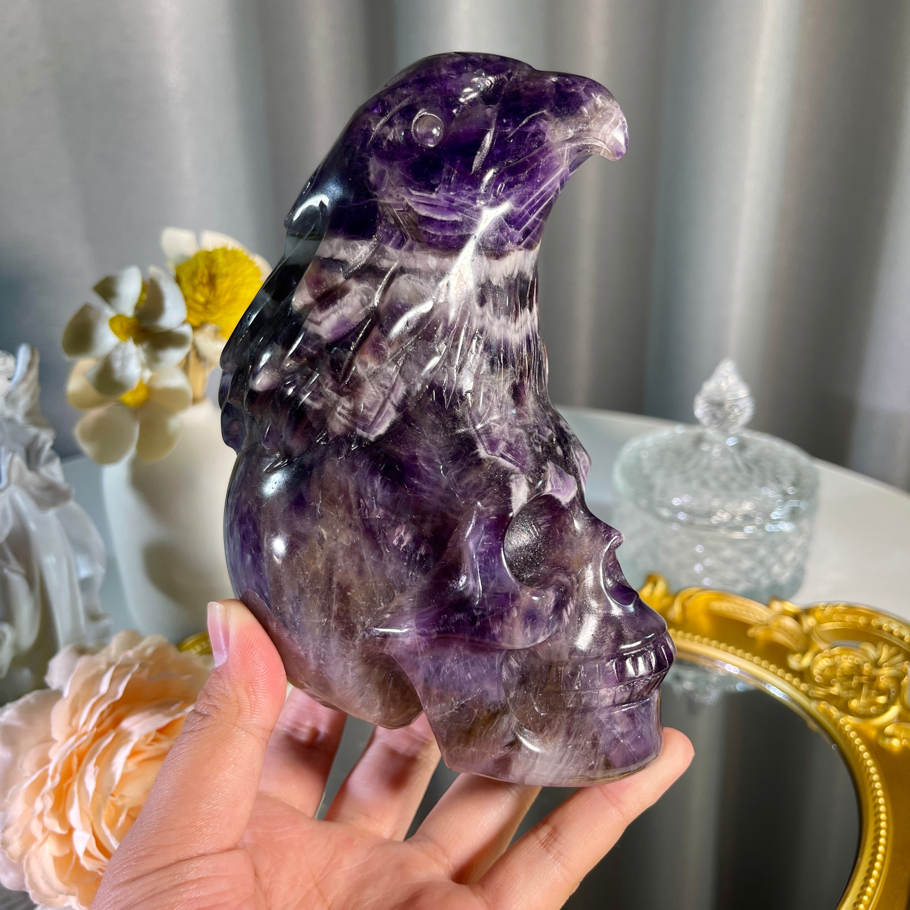 5.5"+ Dream Amethyst Eagle Skull 1PC