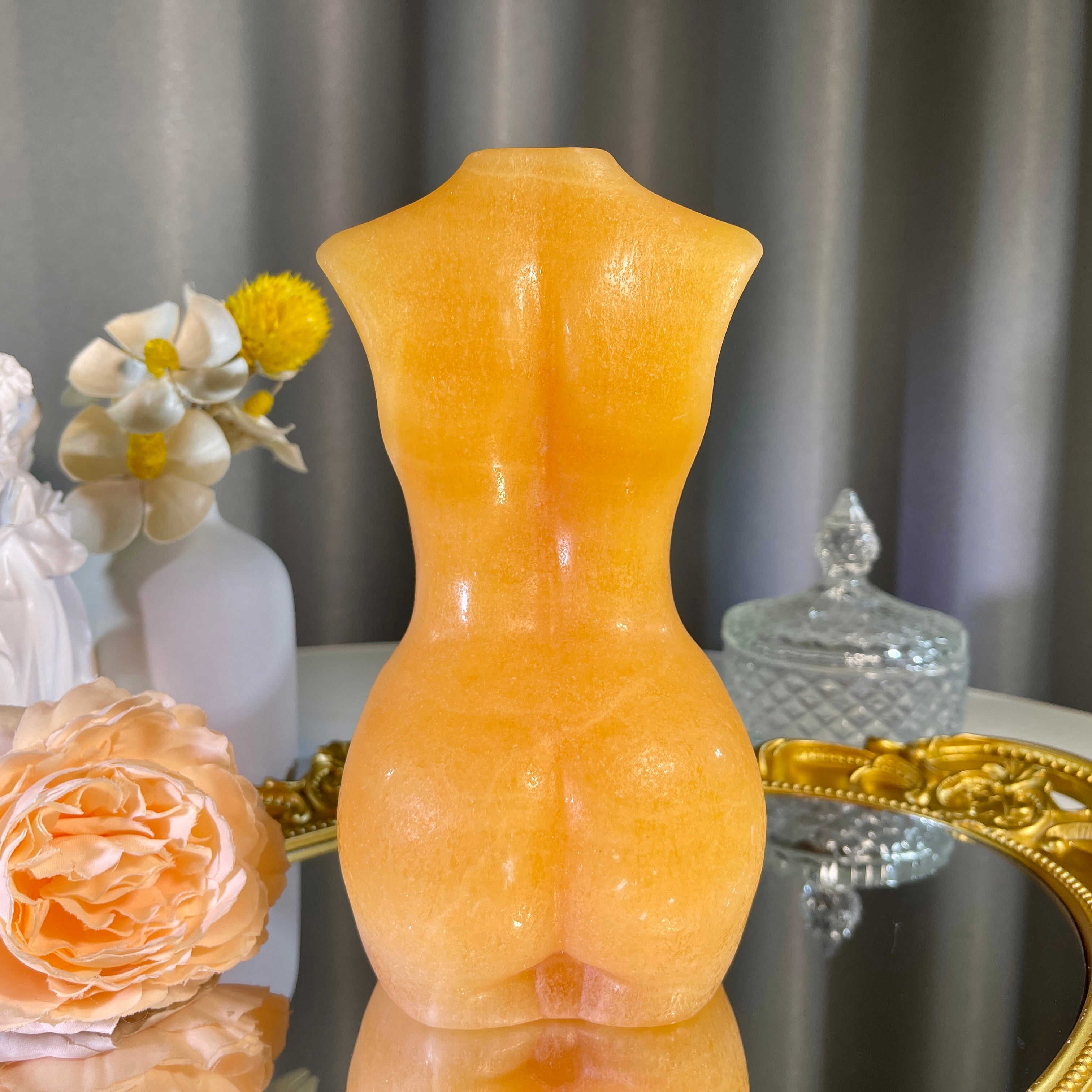 6.5"+ Yellow Calcite Model 1PC