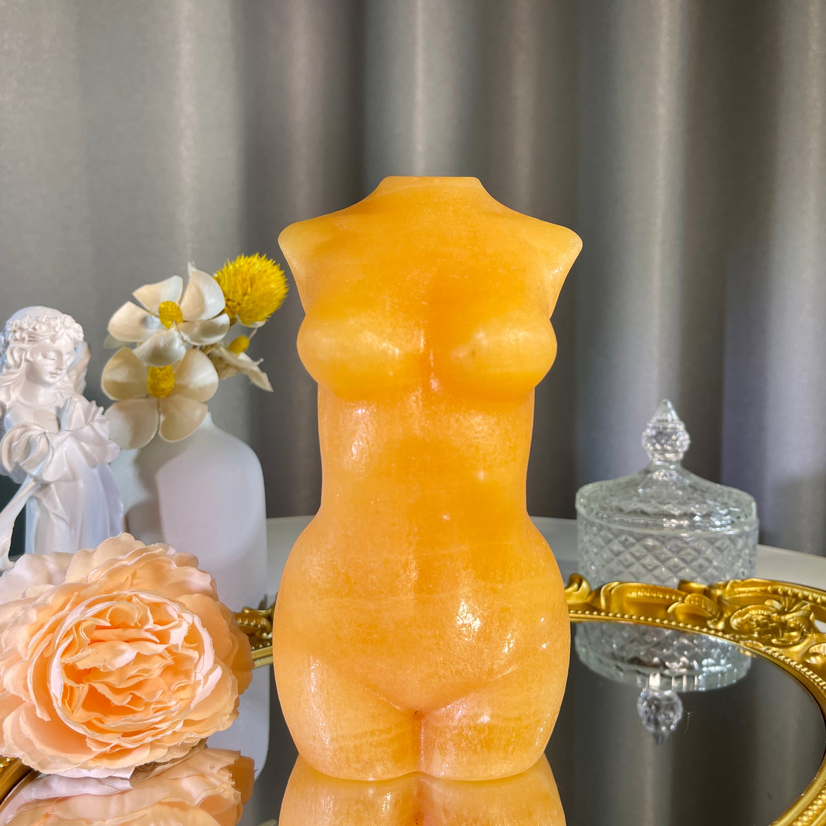 6.5"+ Yellow Calcite Model 1PC