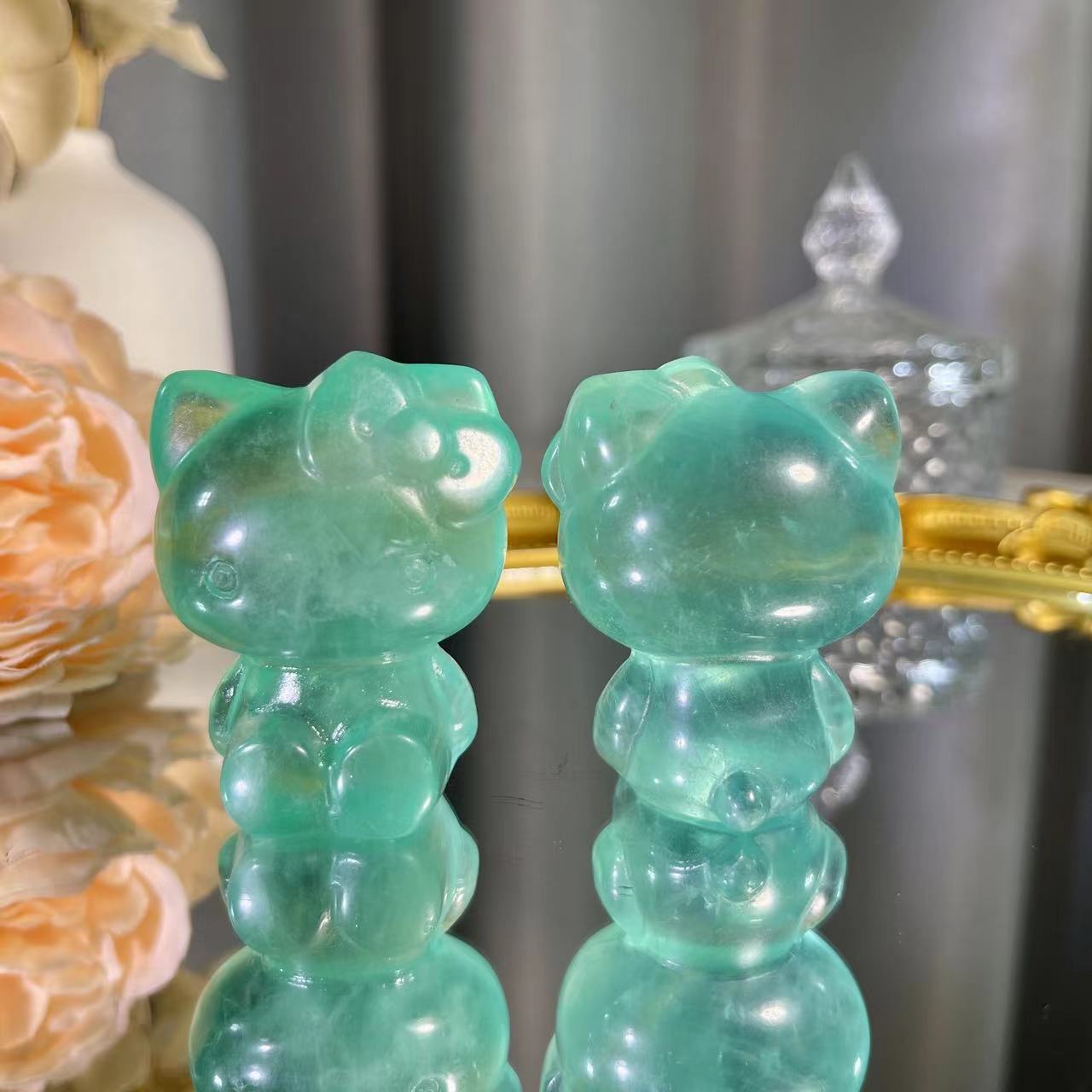 1.7"+ Green Fluorite Hellokitty 1PC