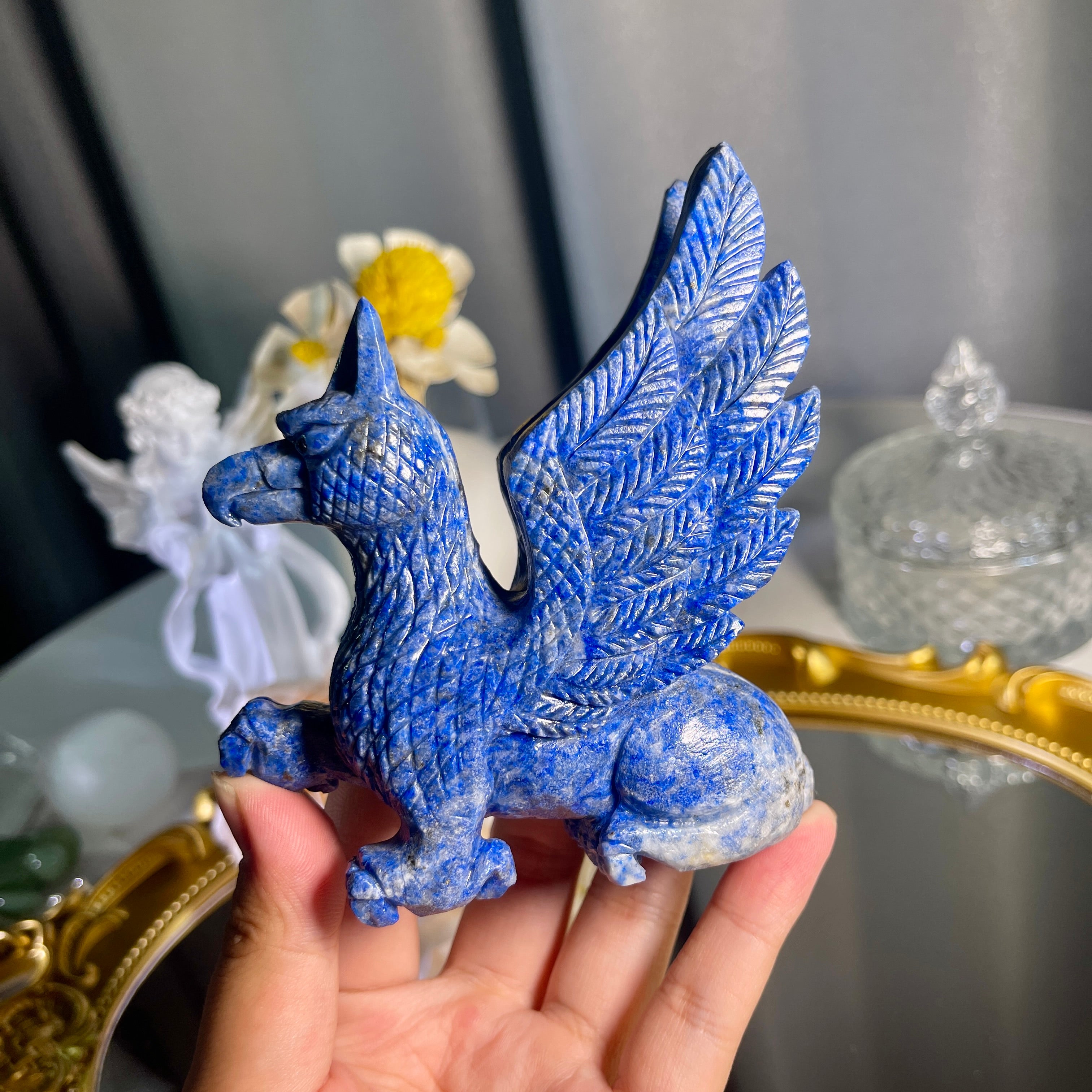 4.0"+ Lapis Lazuli Griffin 1PC