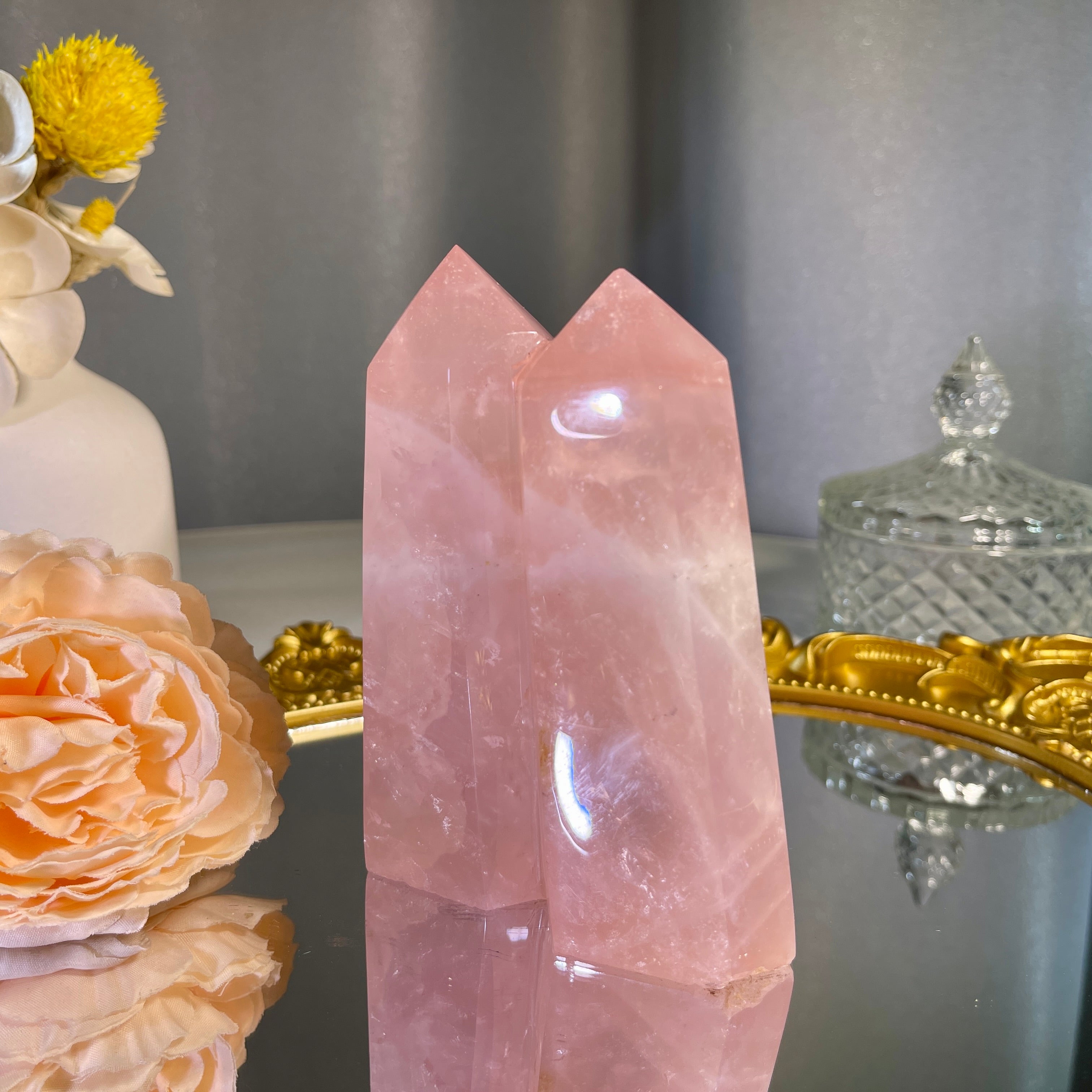 4.3"+ Rose Quartz Twins Tower 1PC