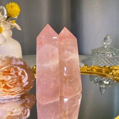 4.3"+ Rose Quartz Twins Tower 1PC