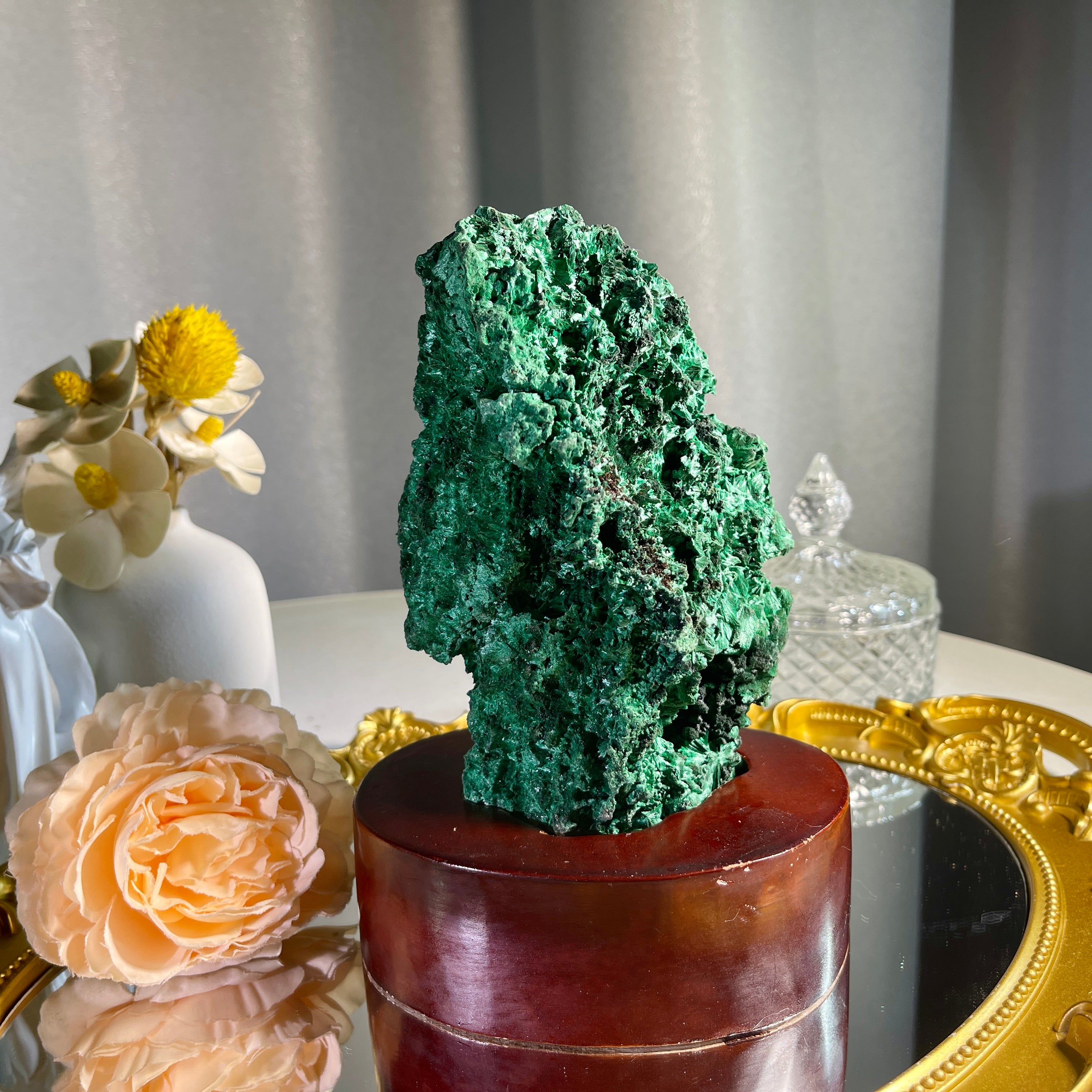 692g Malachite Specimen 1PC