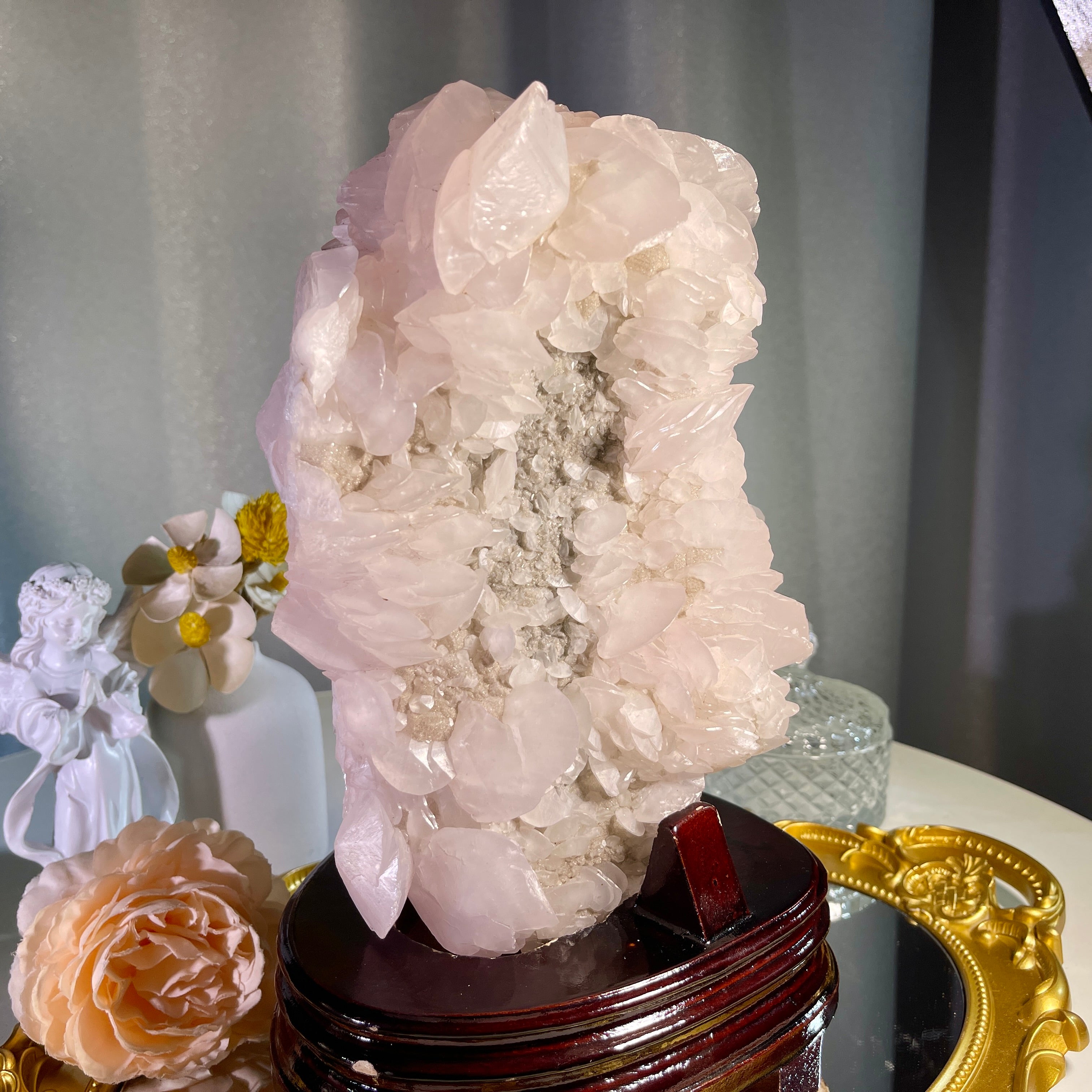 3670g Pink Calcite Specimen 1PC