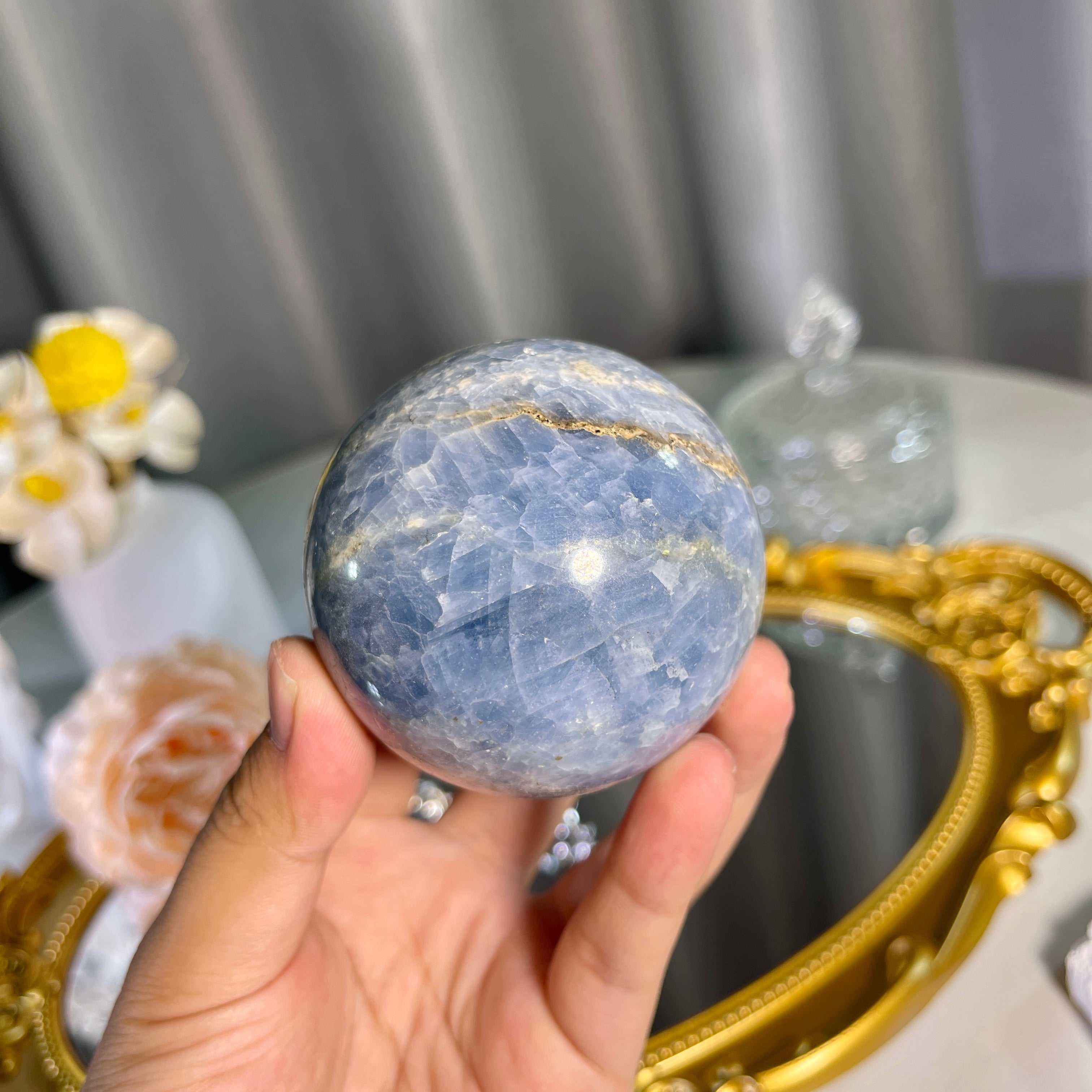 2.4"+ Blue Celestine With Olivine Sphere 1PC