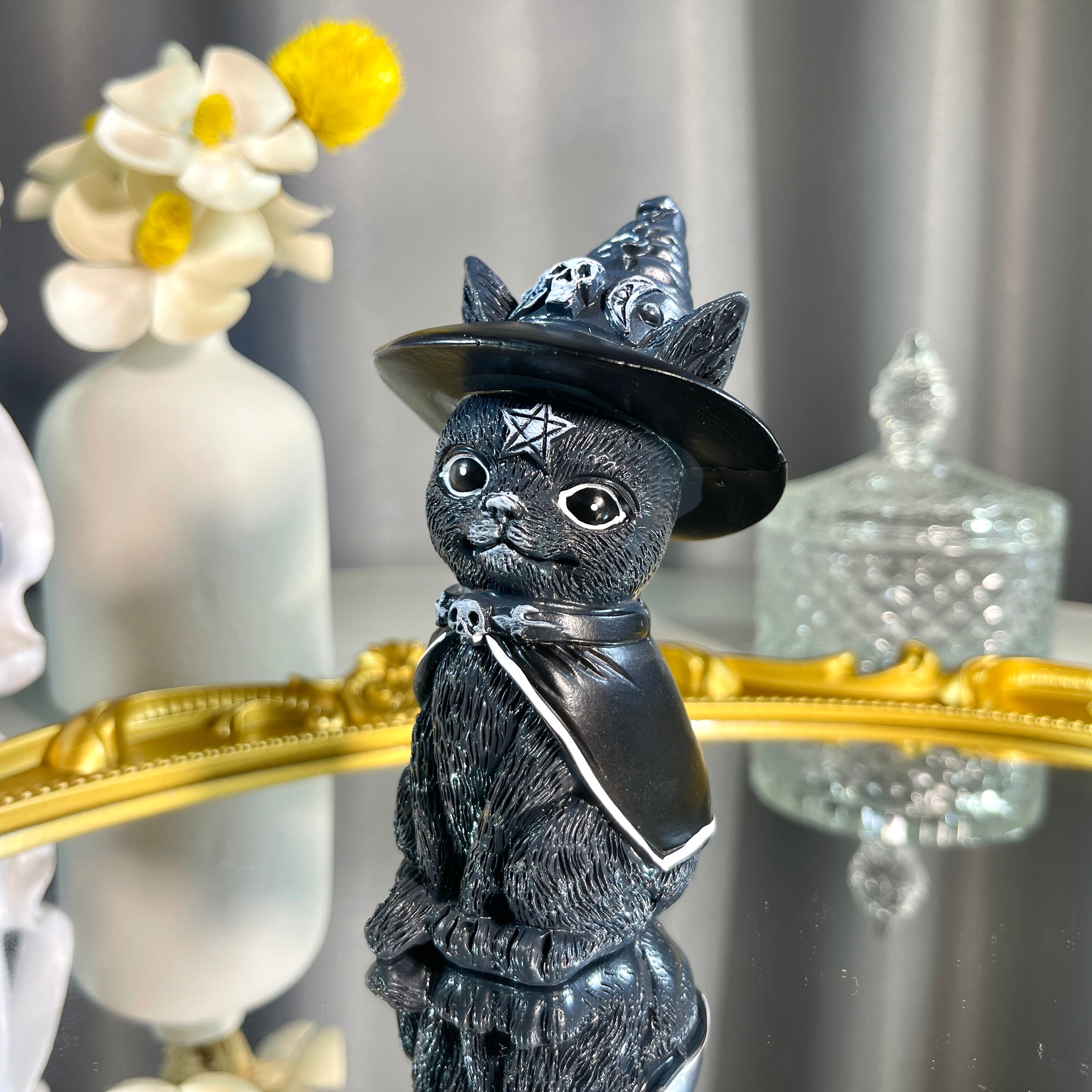 3.5"+ Resin Magic Cat 1PC