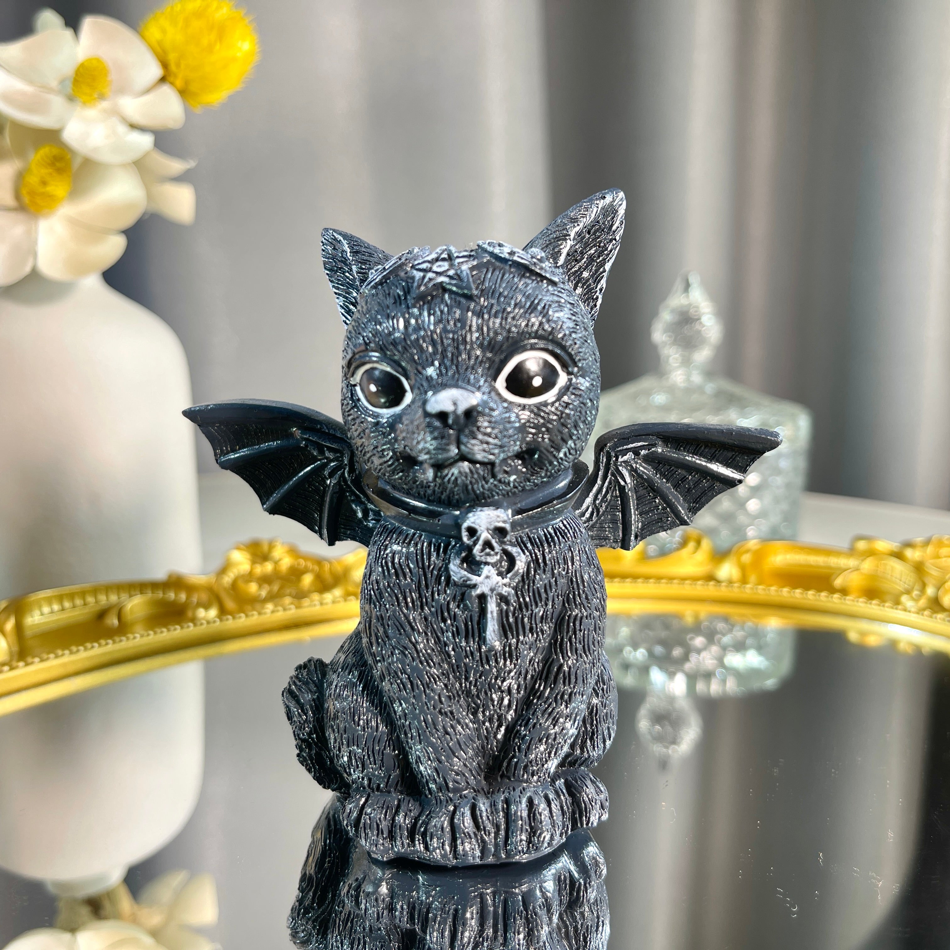 3.5"+ Resin Magic Cat 1PC