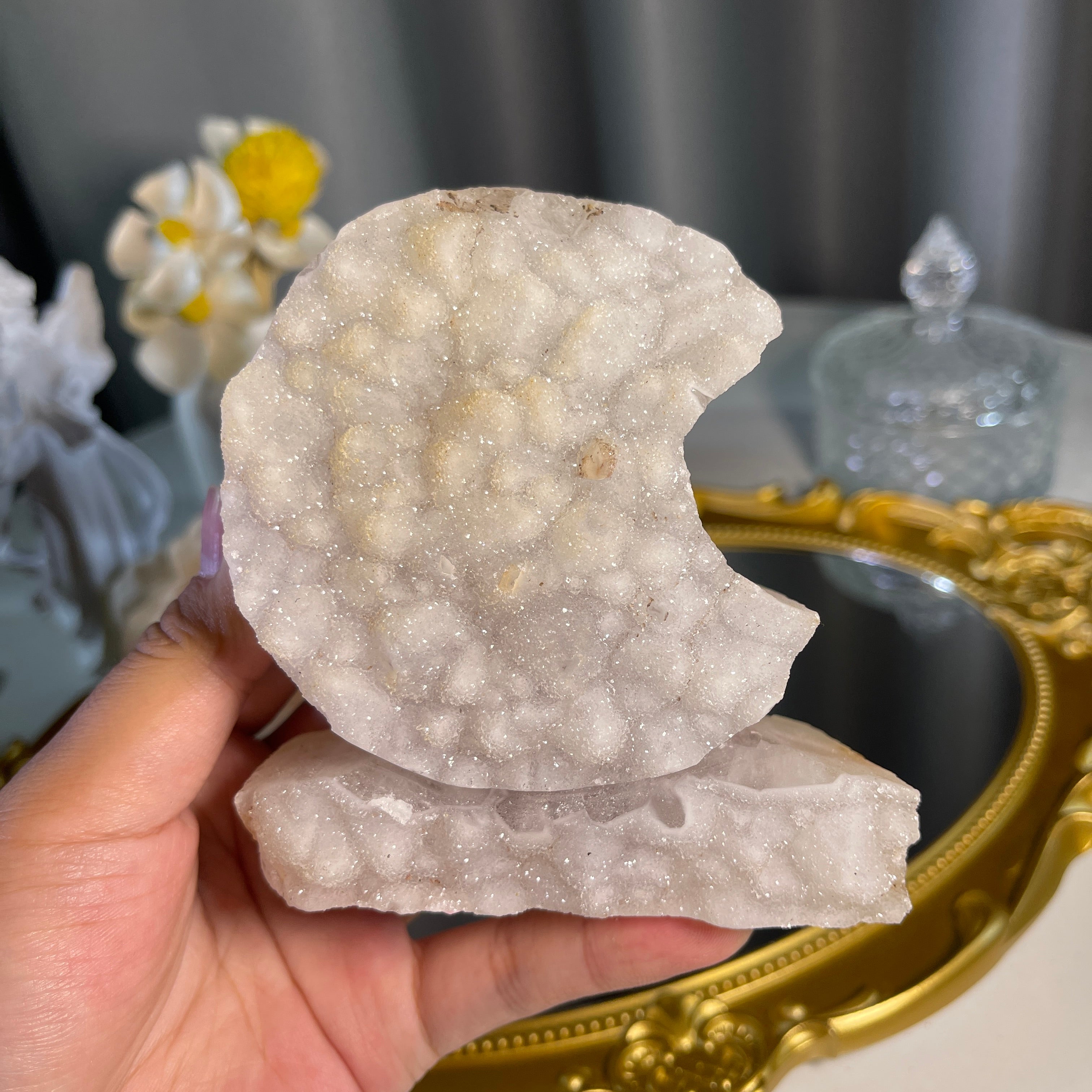 Druzy Quartz Moon 1PC