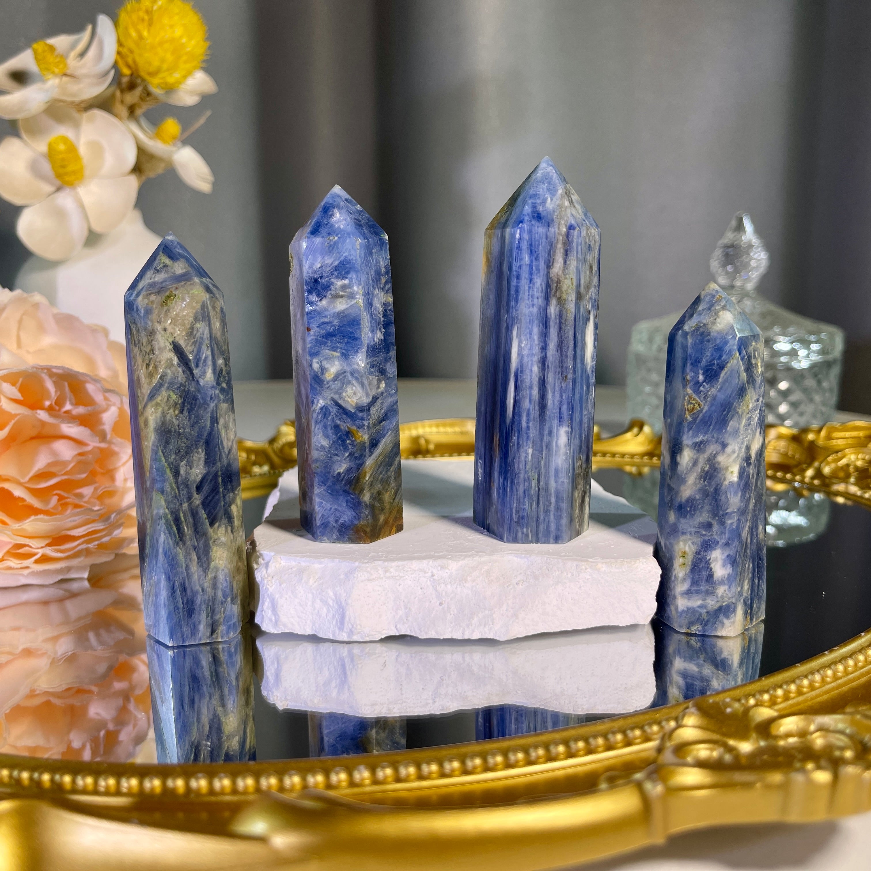 2.5"+ Kyanite Tower 1PC